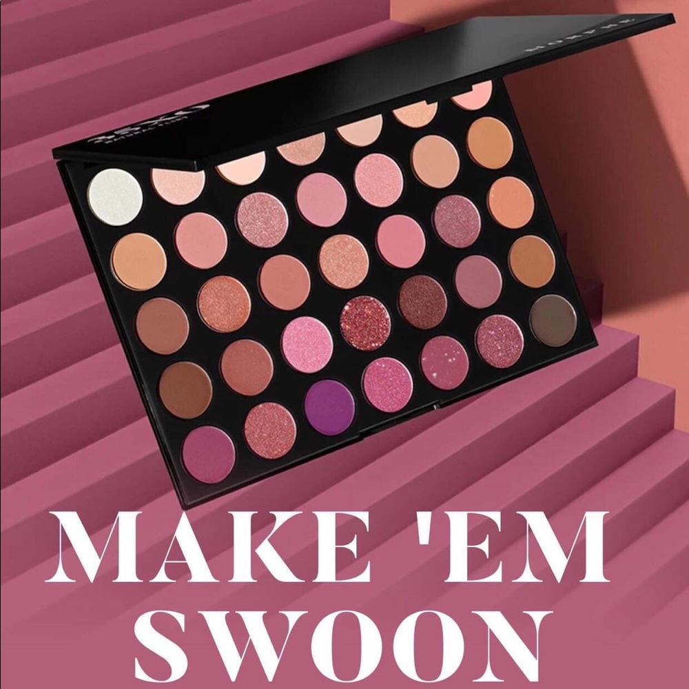 Morphe 35XO Natural Flirt Artistry Palette